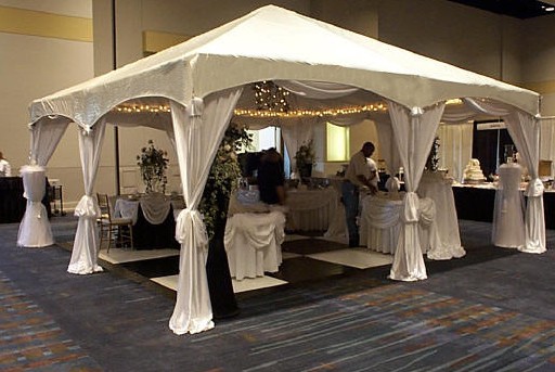 Frame_Tent_20%27x20'_prices_for_this_size_$_290.00_not_include_any_accessories.